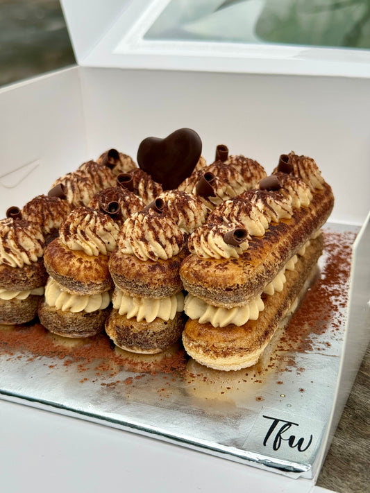Tiramisu Cake